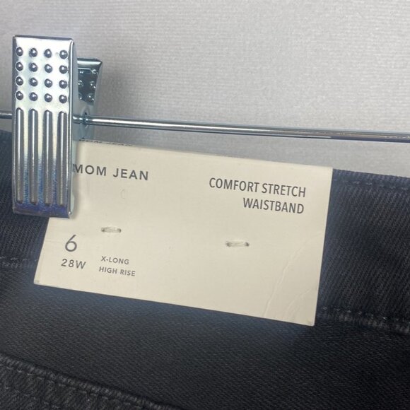 American Eagle Outfitters AE Ripped Mom Jean - Destroyed Black - Size 6 X-Long - Picture 13 of 15